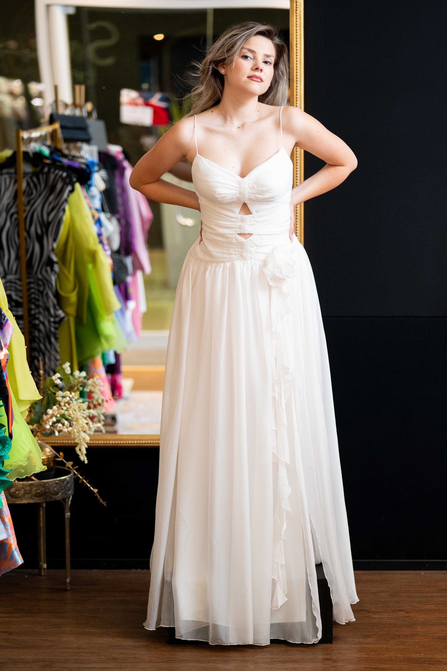 Elegantes Chiffonkleid "Ivory Dream"