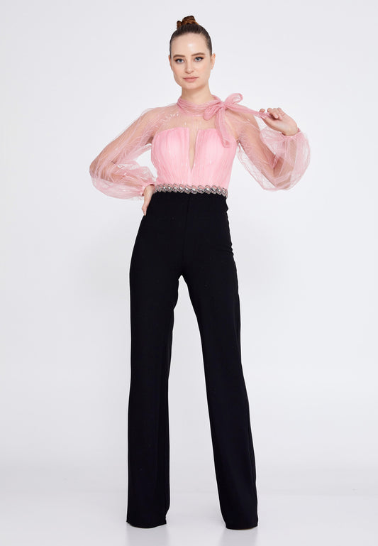 Rosa Eleganz mit Schwarzer Raffinesse Jumpsuit